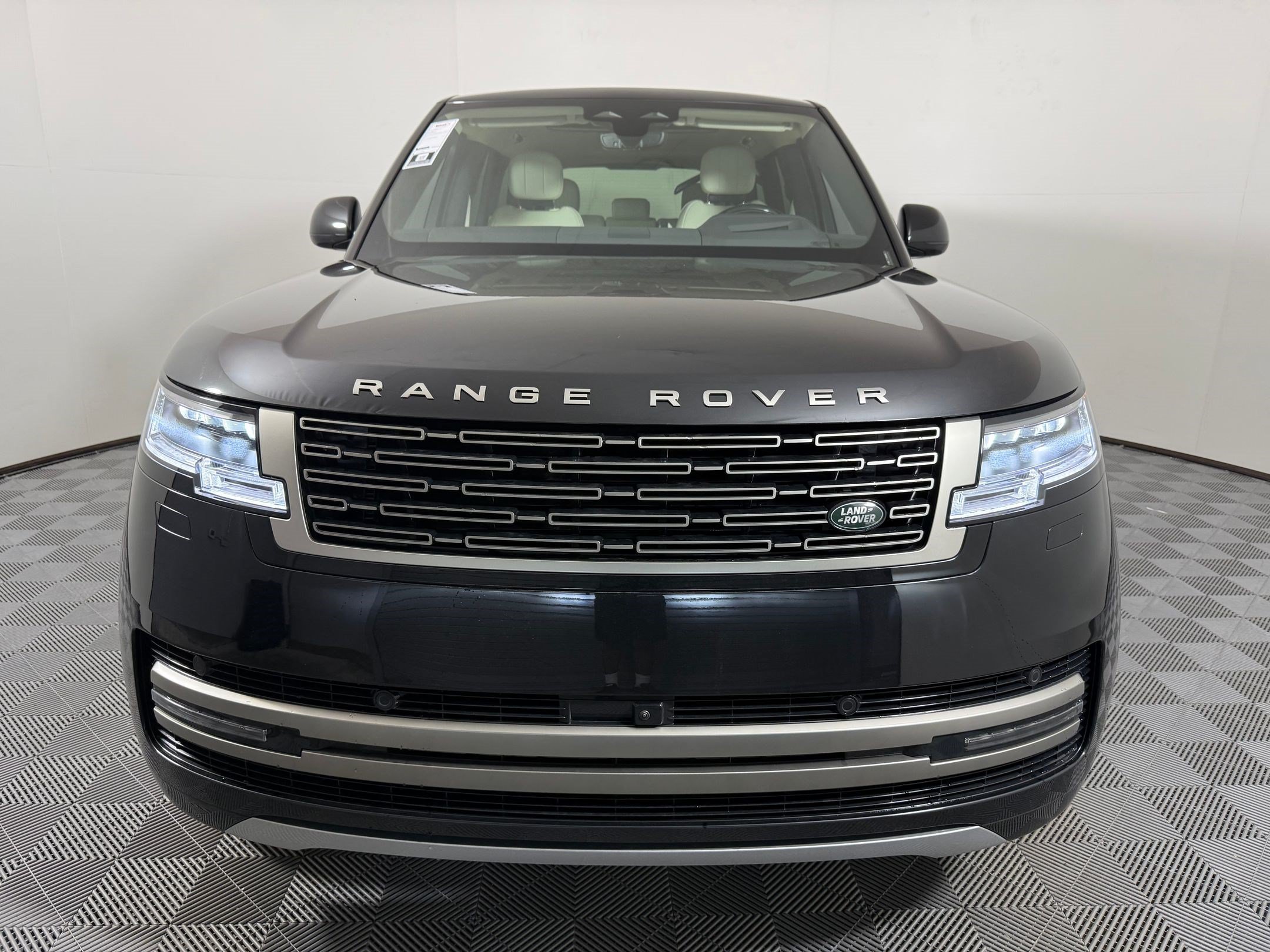 New 2026 Land Rover Range Rover SE AWD/4WD image 6