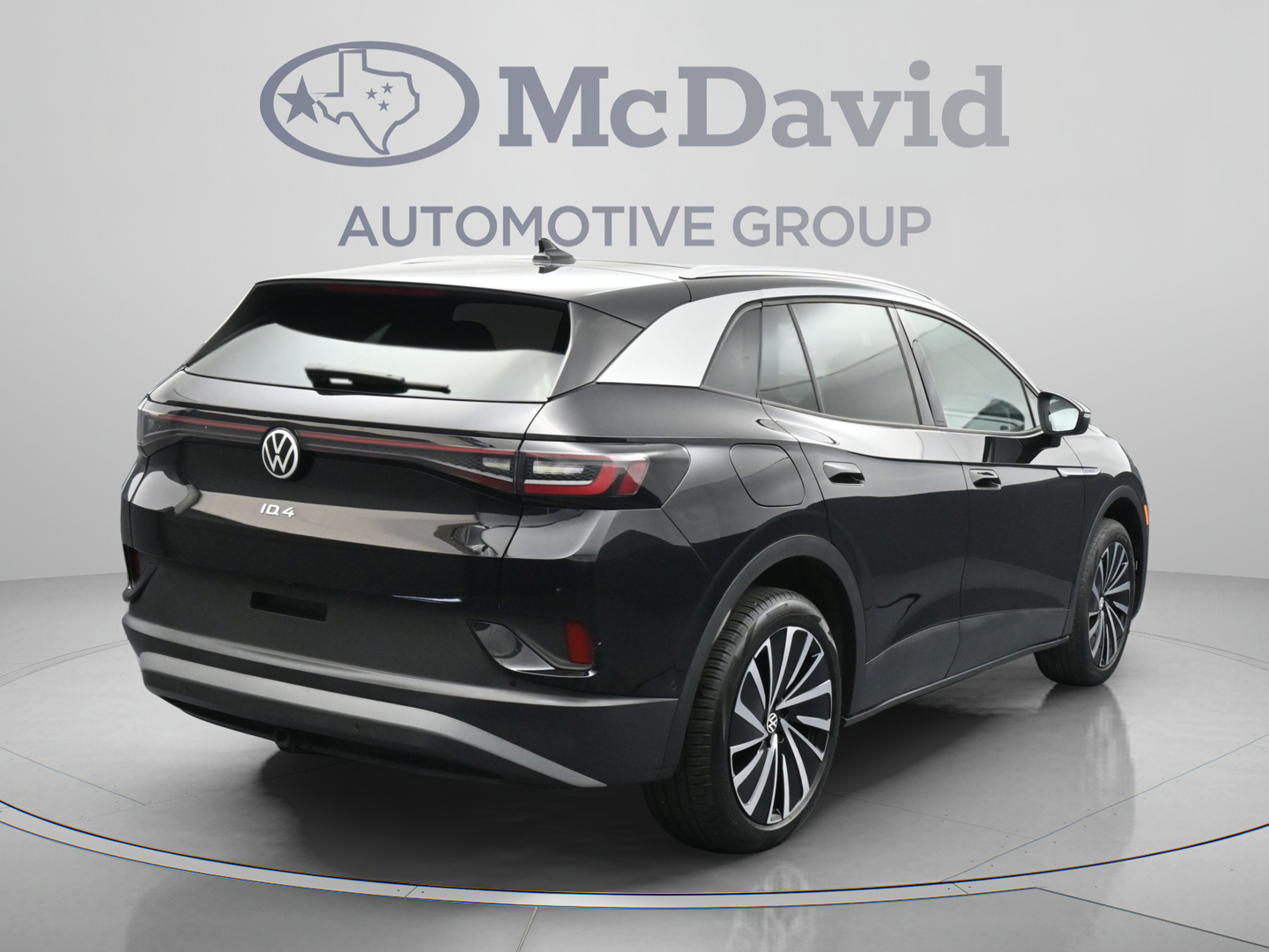 Used 2023 Volkswagen ID.4 Pro S Plus AWD/4WD image 8