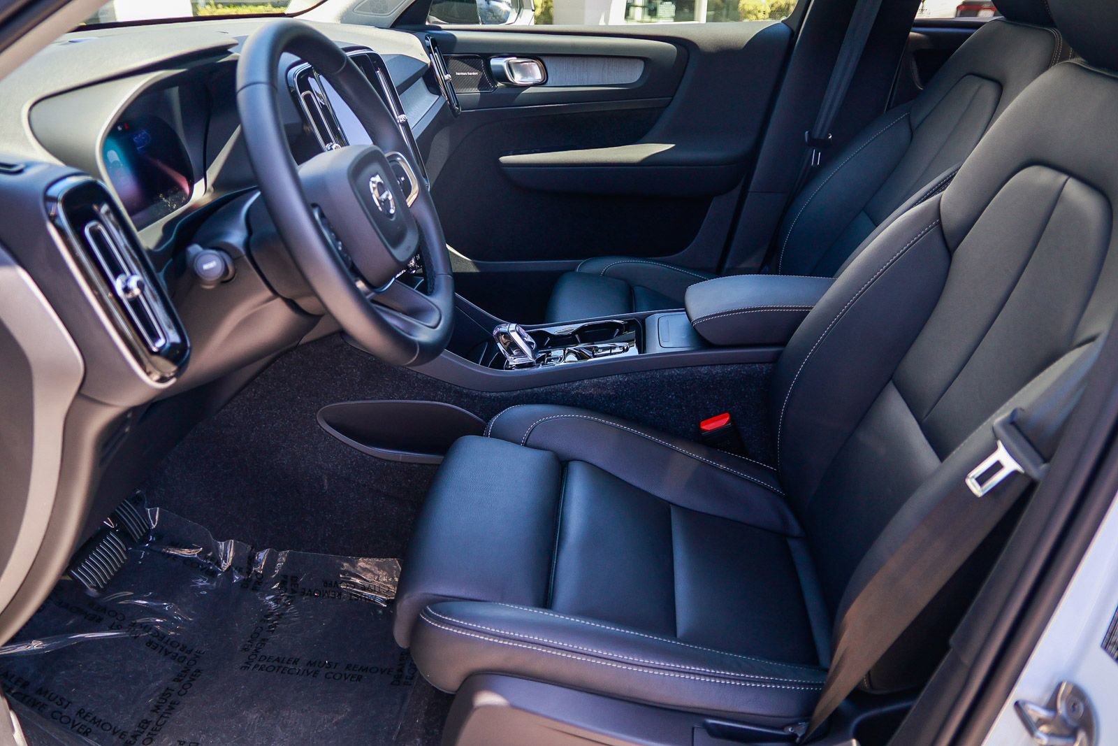 Used 2026 Volvo XC40 B5 Ultra image 20