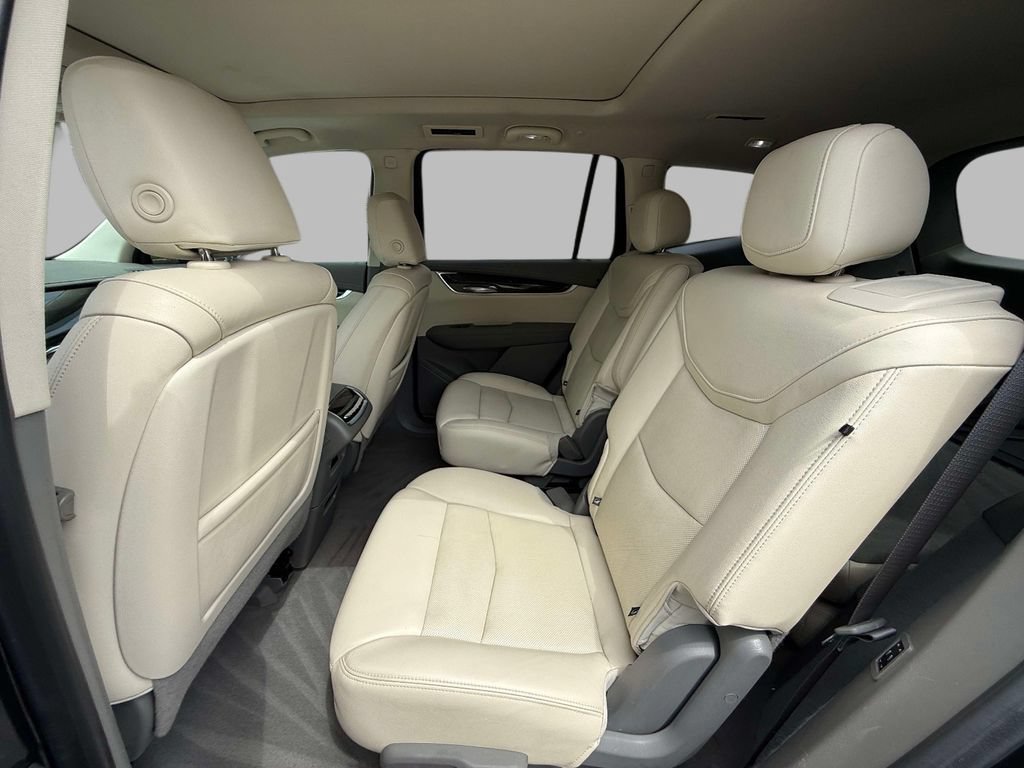 Used 2020 Cadillac XT6 Premium Luxury FWD image 19