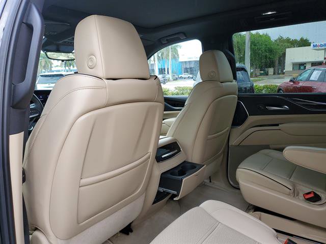 Certified 2024 Cadillac Escalade Premium Luxury AWD/4WD image 16