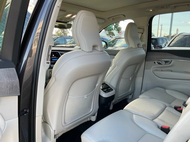 Certified 2023 Volvo XC90 B5 Plus AWD/4WD image 14