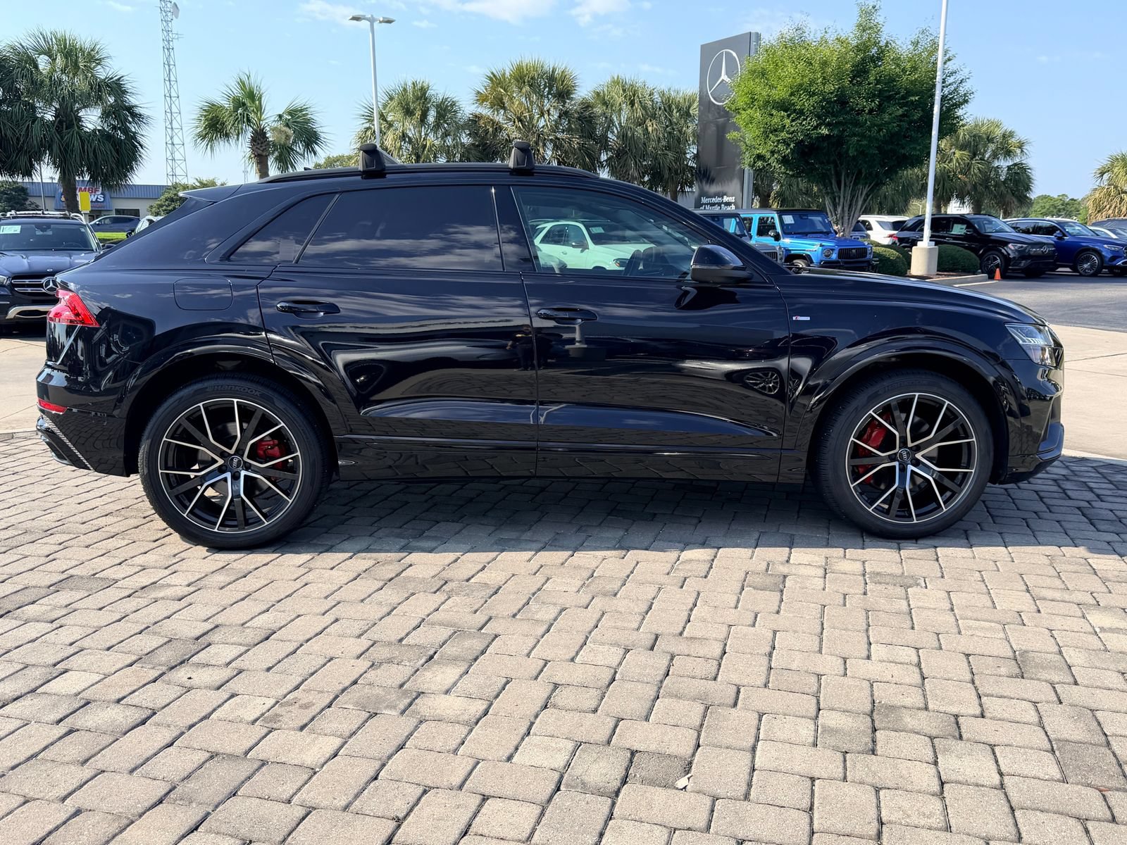 Used 2020 Audi Q8 Prestige w/ Prestige Package AWD/4WD image 8