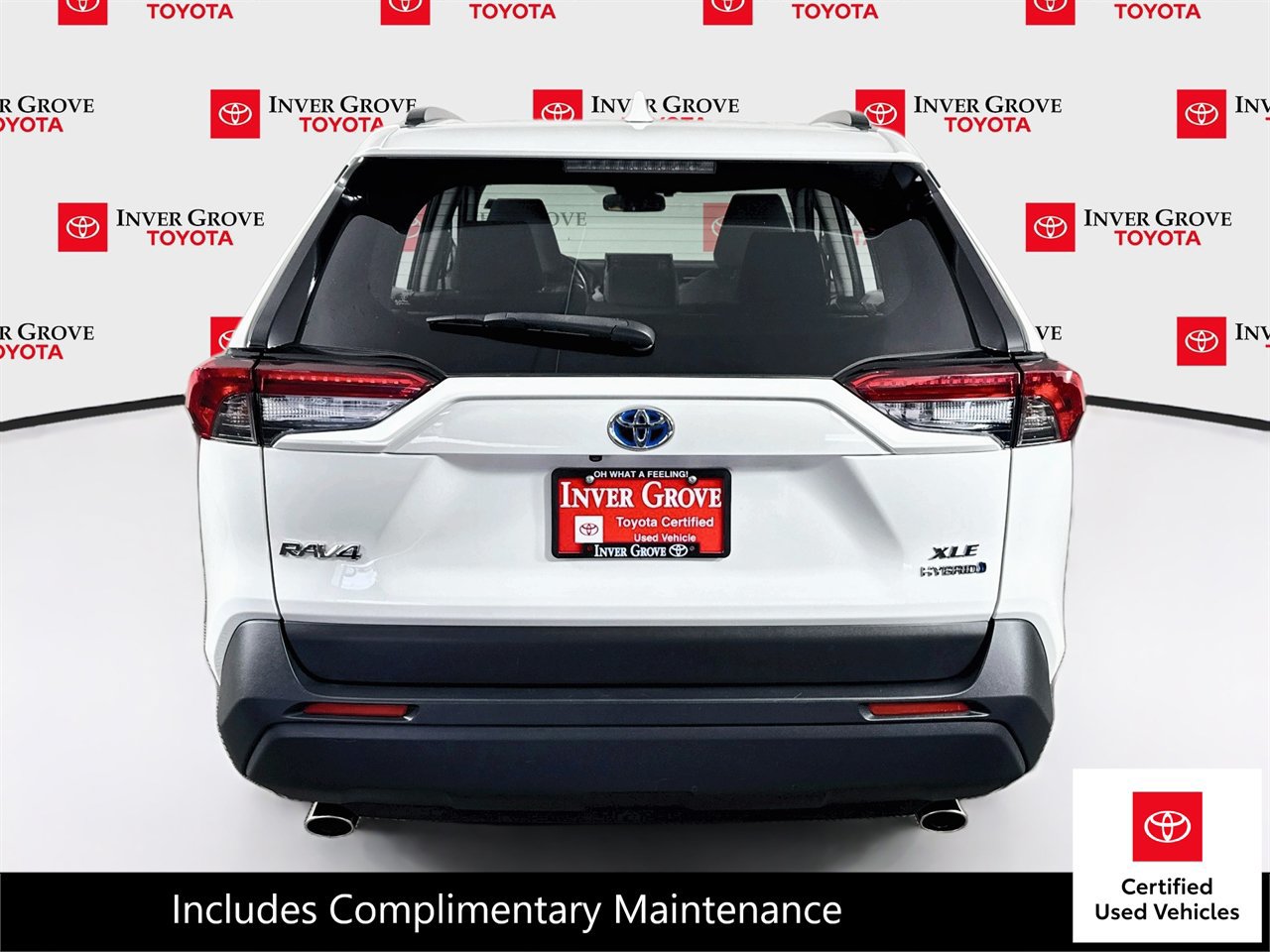 Certified 2022 Toyota RAV4 XLE w/ XLE Grade Weather Package AWD/4WD image 6