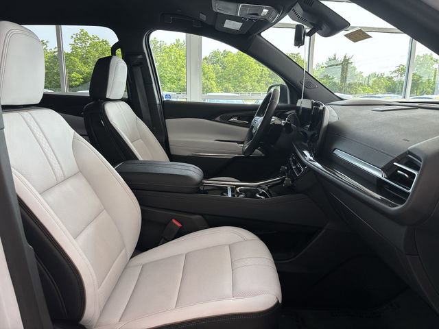 Certified 2024 Chevrolet Traverse RS image 23