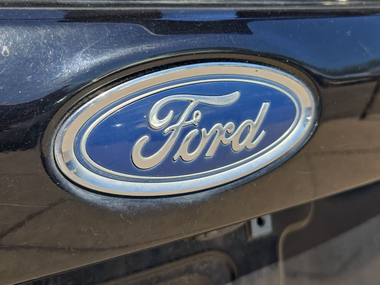 Used 2018 Ford Focus SEL FWD image 12