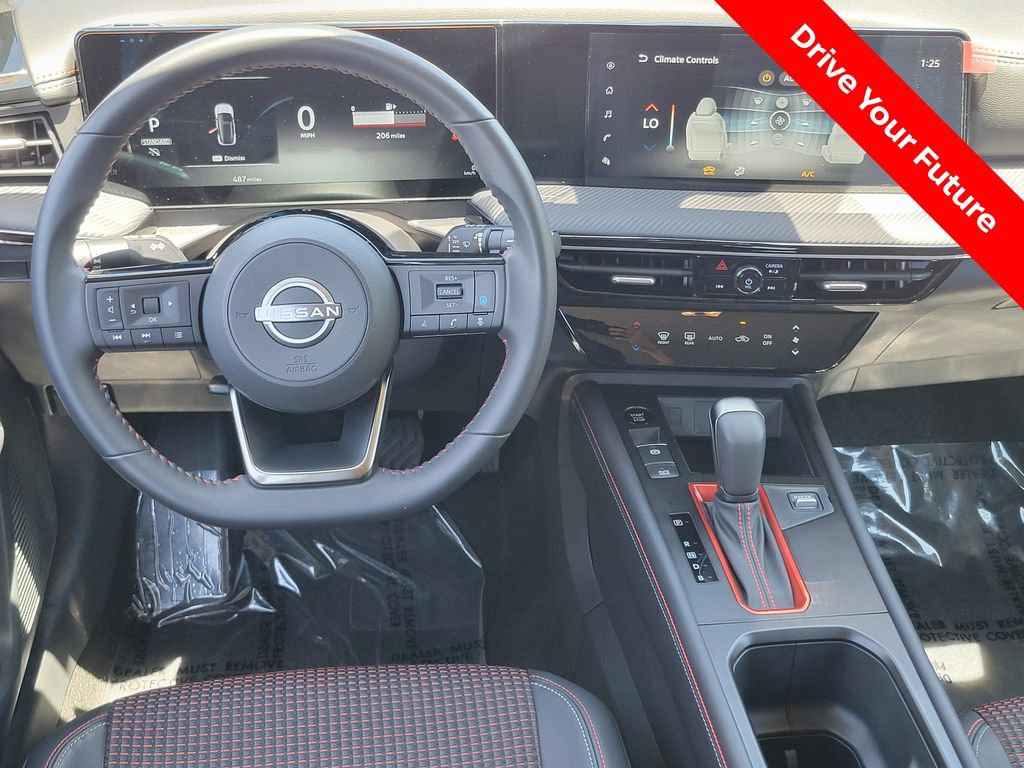 Certified 2025 Nissan Kicks SR FWD image 6