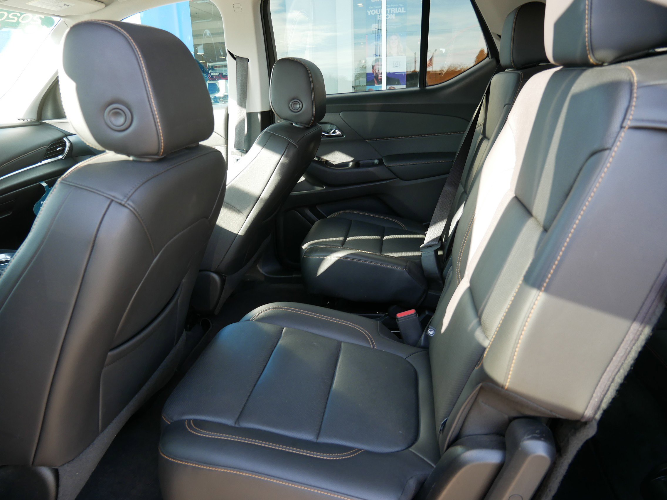 Certified 2020 Chevrolet Traverse Premier w/ Redline Edition image 9