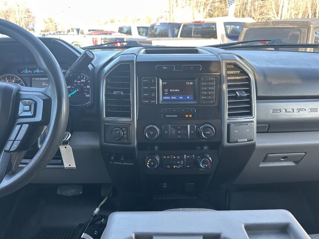 Used 2019 Ford F250 XLT w/ Snow Plow Prep Package image 23