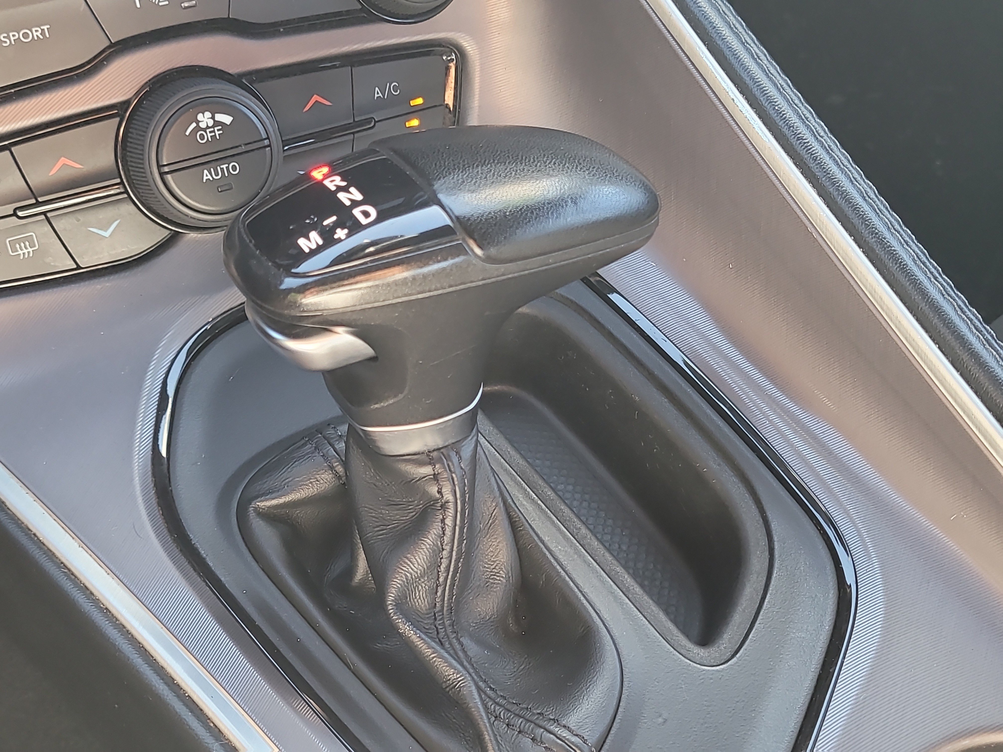 Used 2022 Dodge Challenger GT RWD image 22