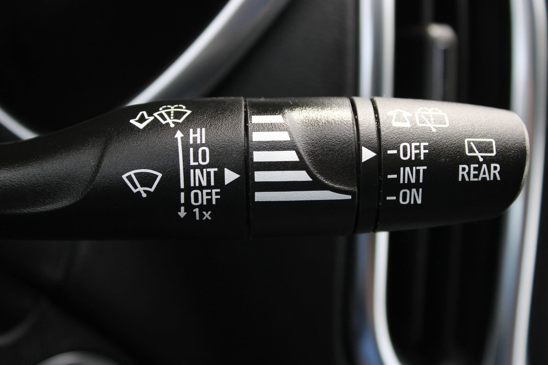 Used 2022 Chevrolet Equinox LT FWD image 31