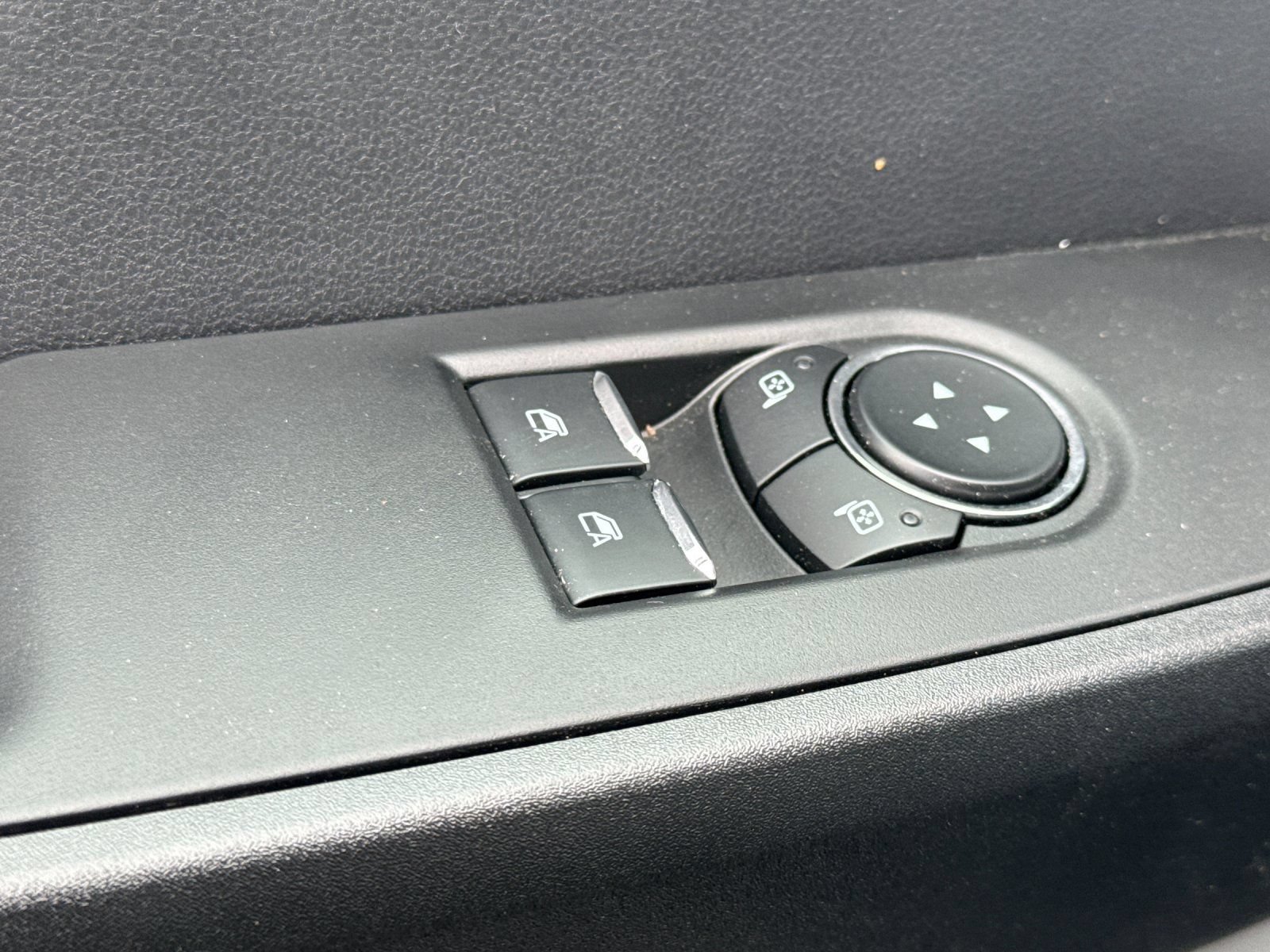 Used 2024 Ford F550 4x4 Regular Cab Super Duty image 11