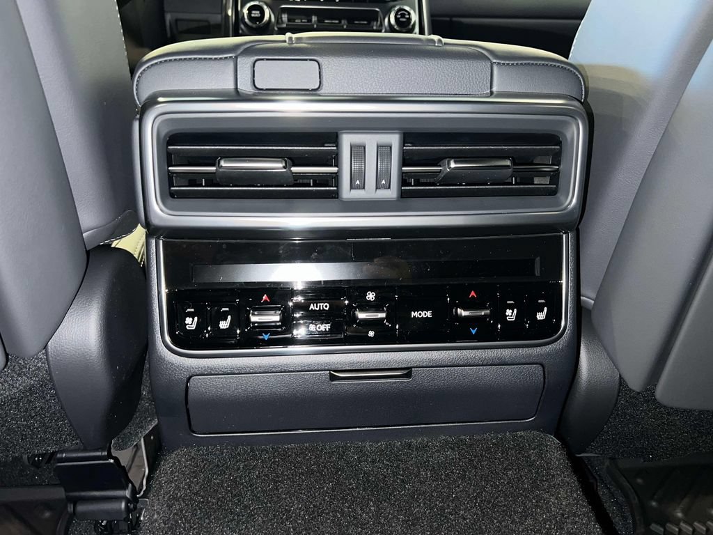 New 2026 Lexus LX 700h Luxury AWD/4WD image 12