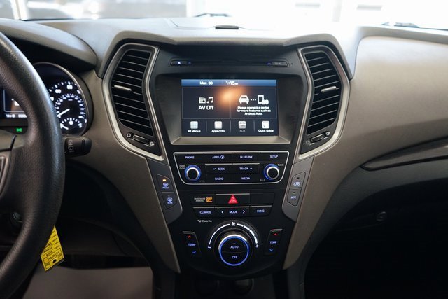 Used 2017 Hyundai Santa Fe Sport image 7