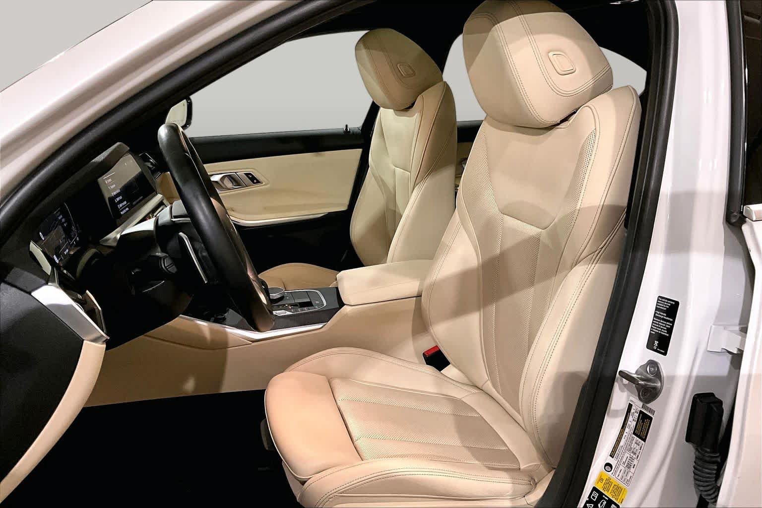 Used 2022 BMW 330i xDrive Sedan w/ Driving Assistance Package AWD/4WD image 8