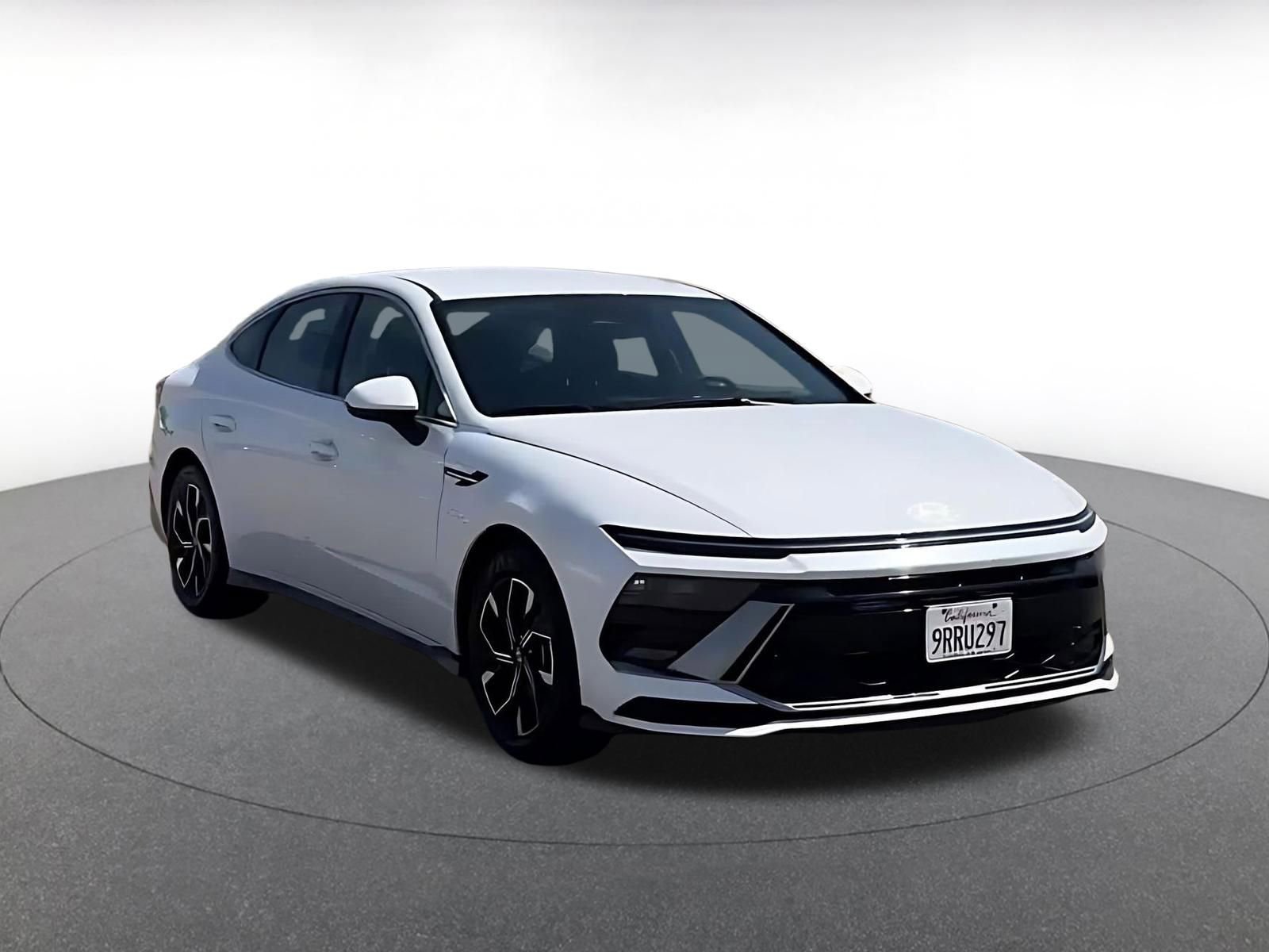 Used 2025 Hyundai Sonata SEL image 3