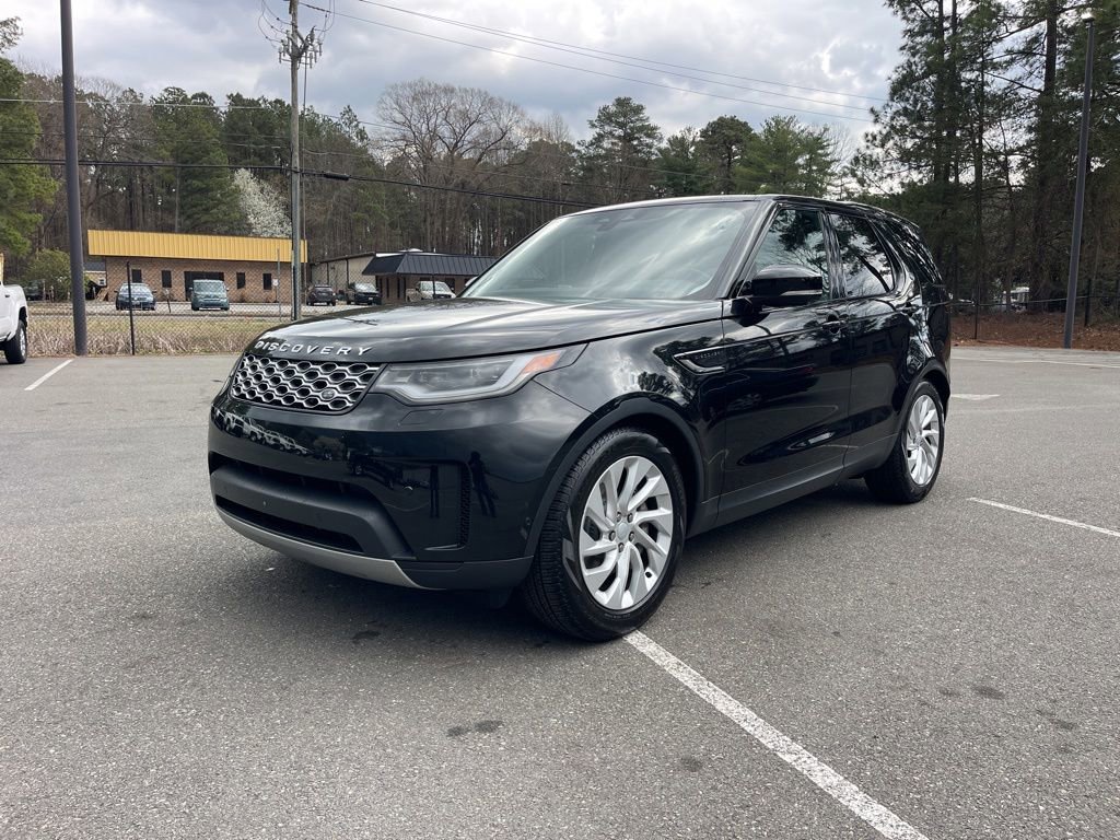 Used 2024 Land Rover Discovery S AWD/4WD image 2