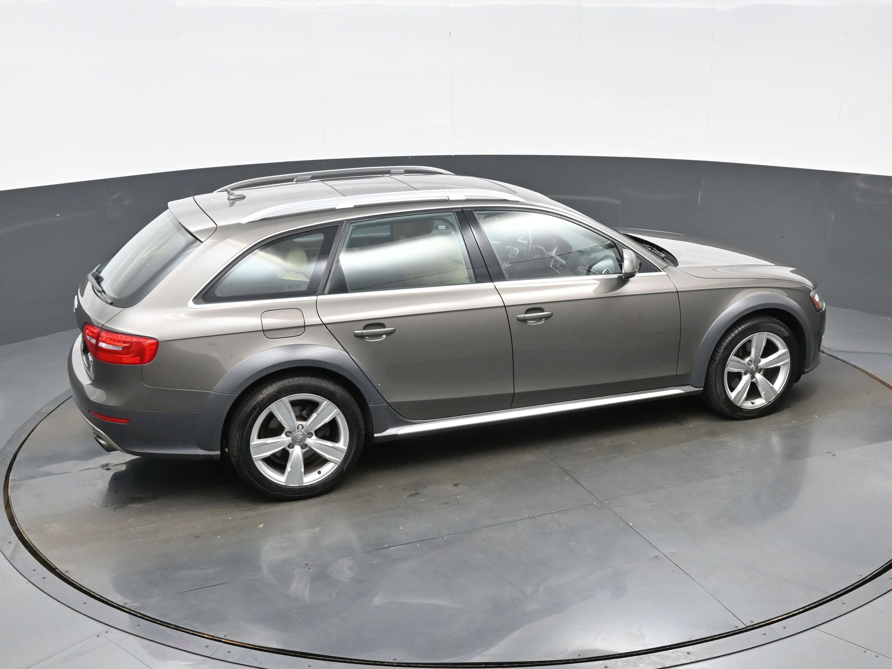 Used 2014 Audi A4 Premium Plus AWD/4WD image 40