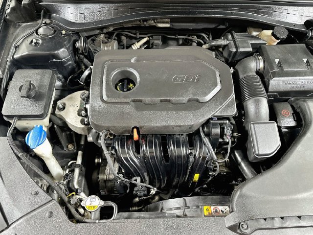 Used 2018 Kia Optima EX w/ Premium Package FWD image 35