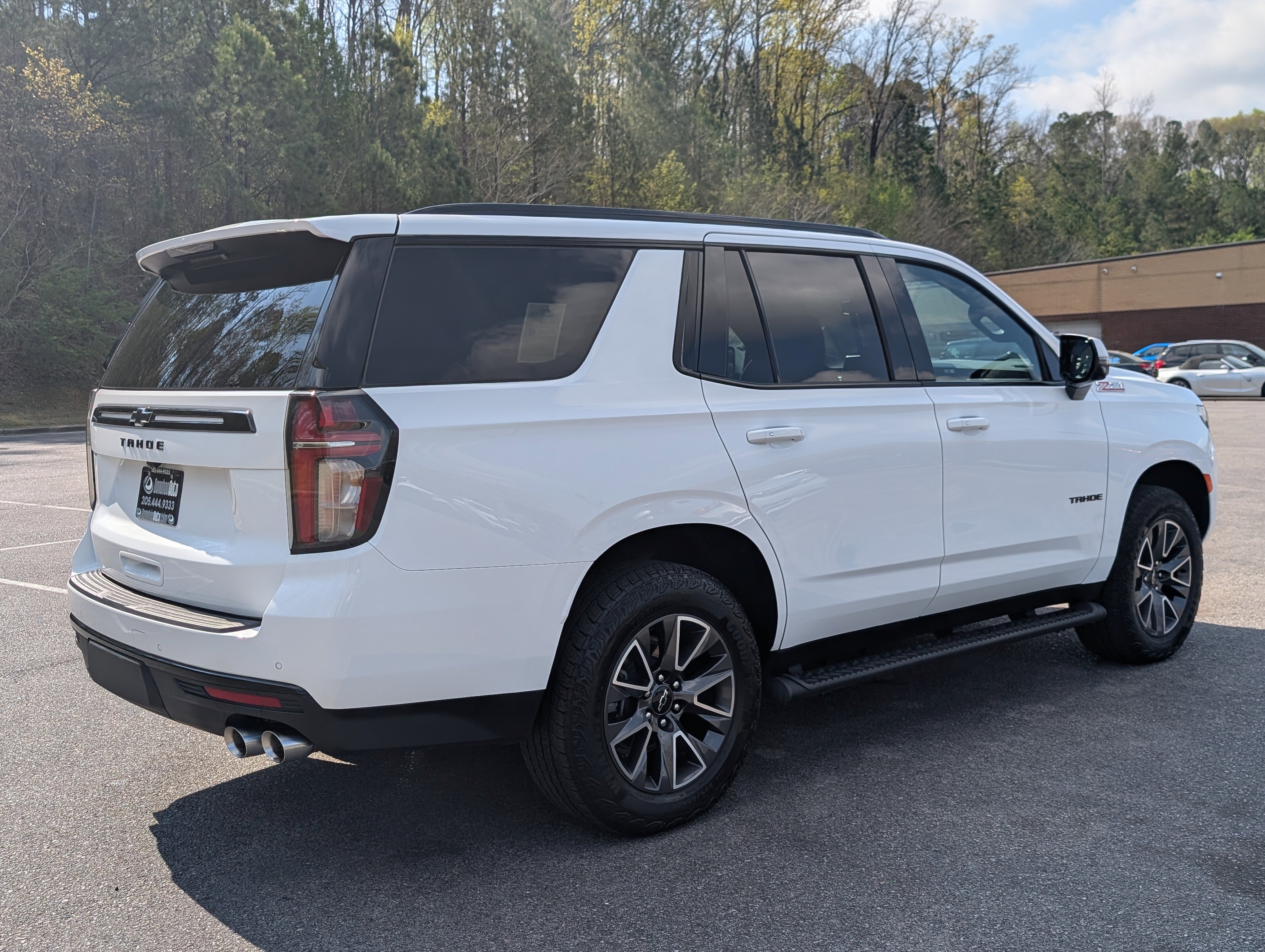 Used 2024 Chevrolet Tahoe Z71 w/ Z71 Off-Road Package image 9