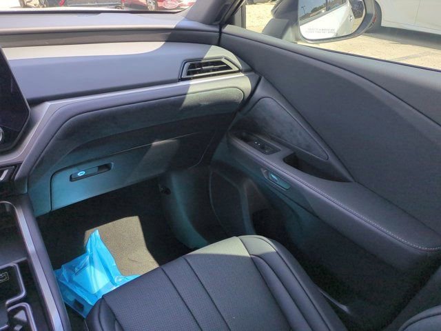 New 2026 Lexus TX 500h AWD image 16