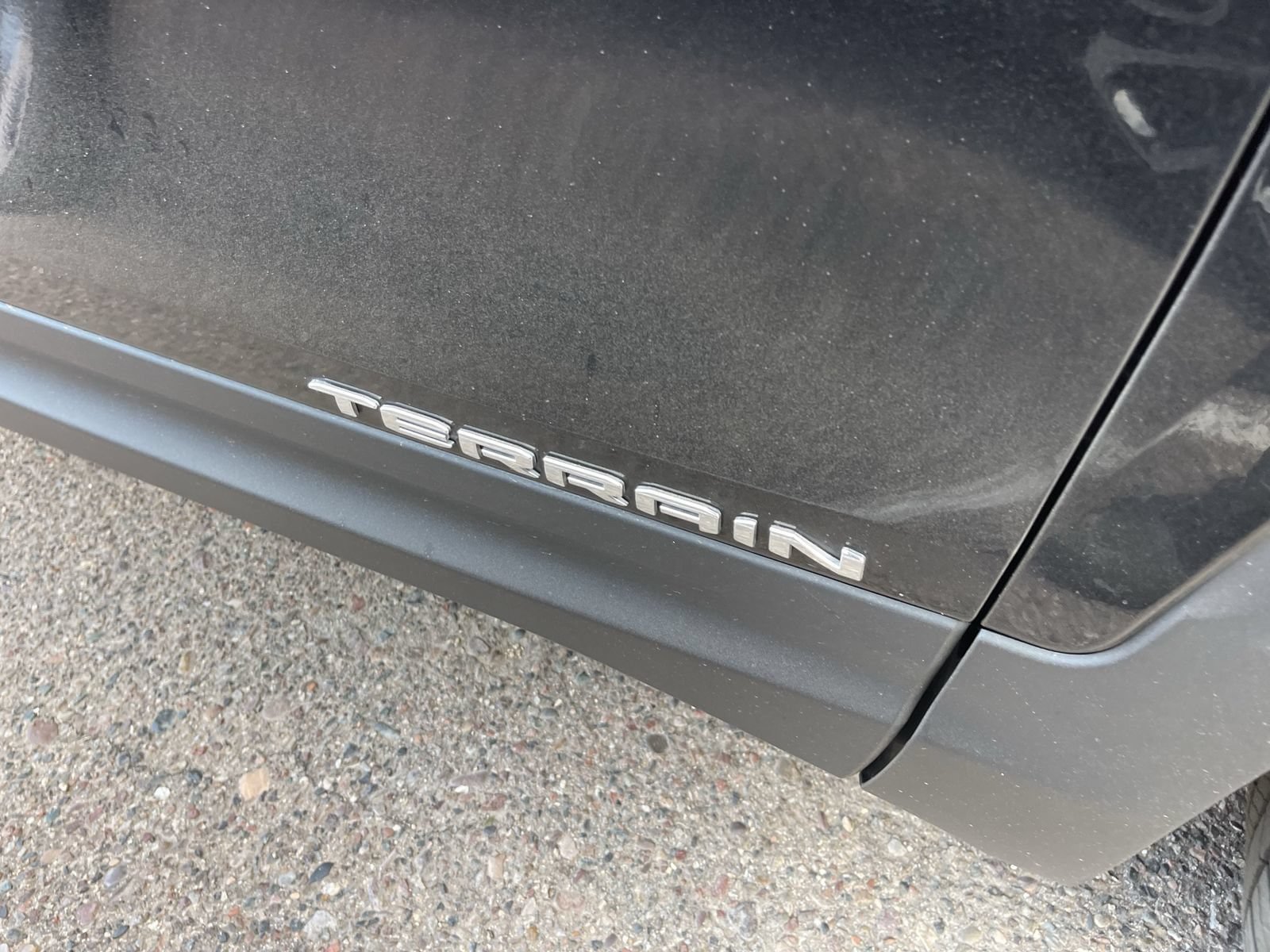 Used 2022 GMC Terrain SLE AWD/4WD image 4