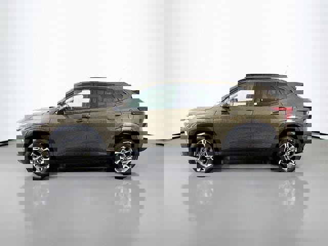 Used 2024 Chevrolet Trax LT w/ Driver Confidence Package image 4