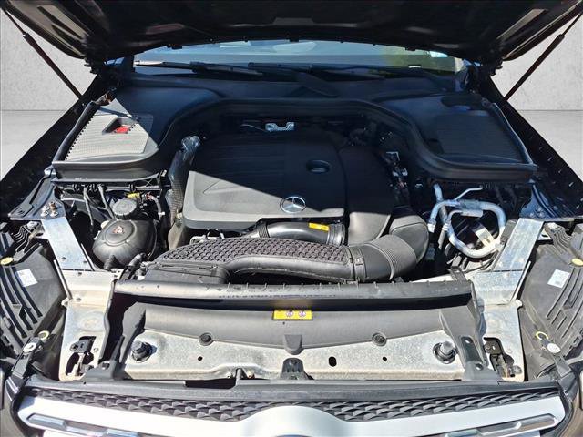 Used 2021 Mercedes-Benz GLC 300 4MATIC image 24