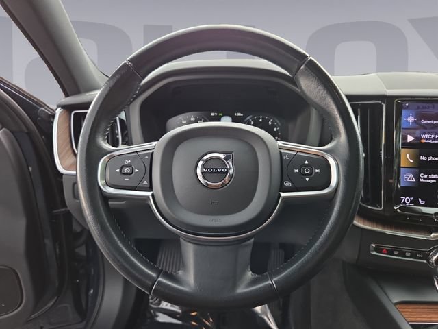 Used 2021 Volvo XC60 T6 Momentum AWD/4WD image 13