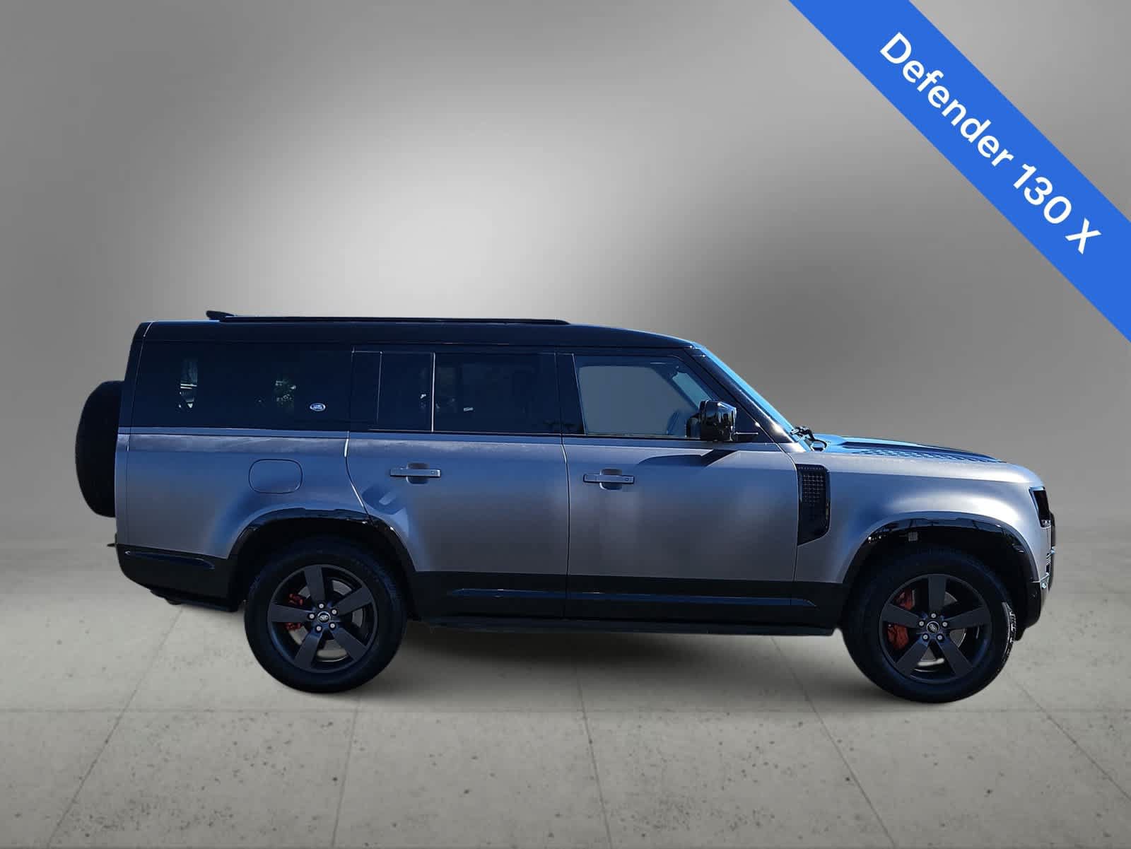 Used 2024 Land Rover Defender 130 X AWD/4WD image 9