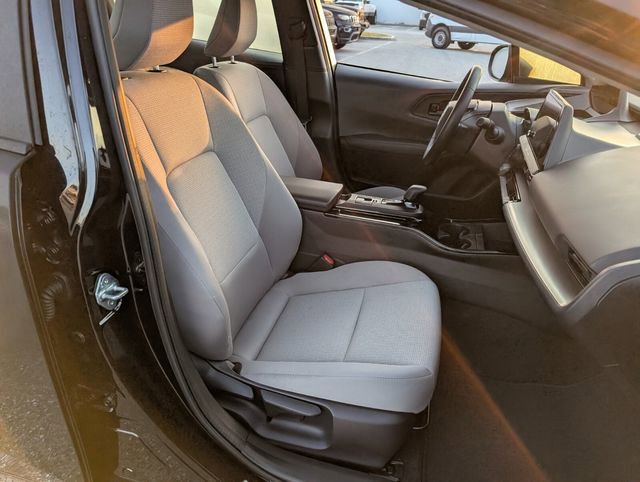 Used 2025 Toyota Prius LE image 13