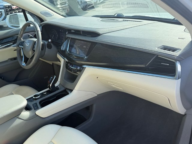 Certified 2020 Cadillac XT6 Premium Luxury FWD image 19