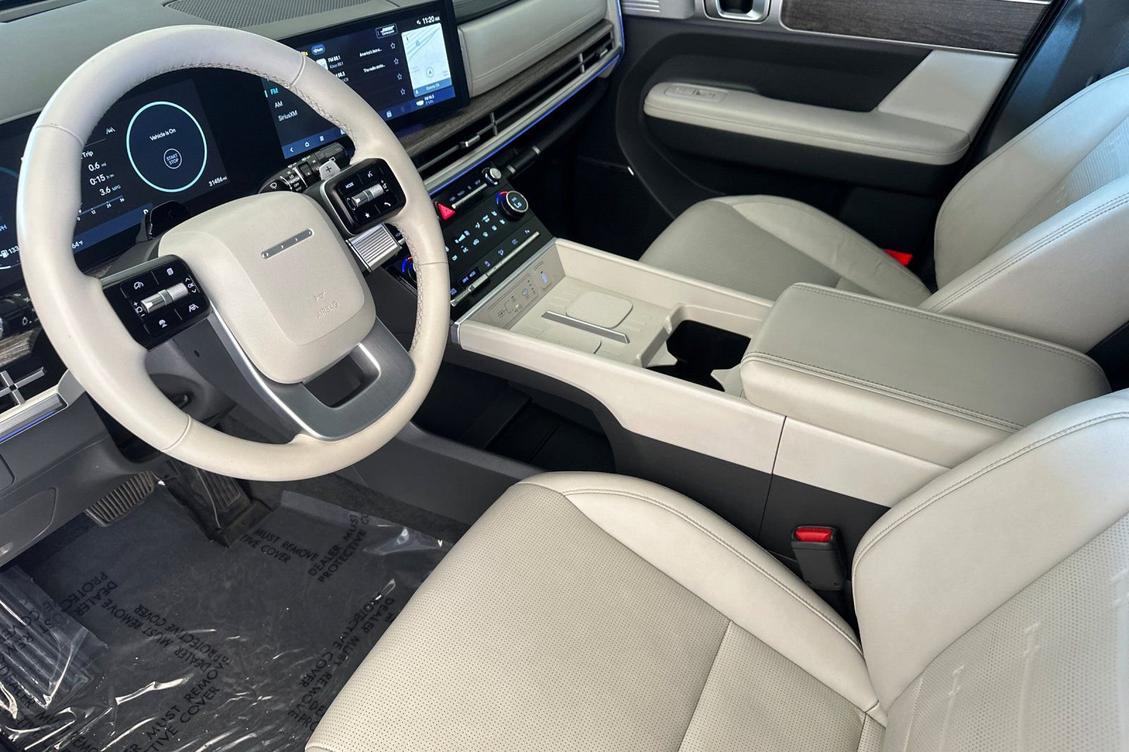 Used 2024 Hyundai Santa Fe Limited image 9