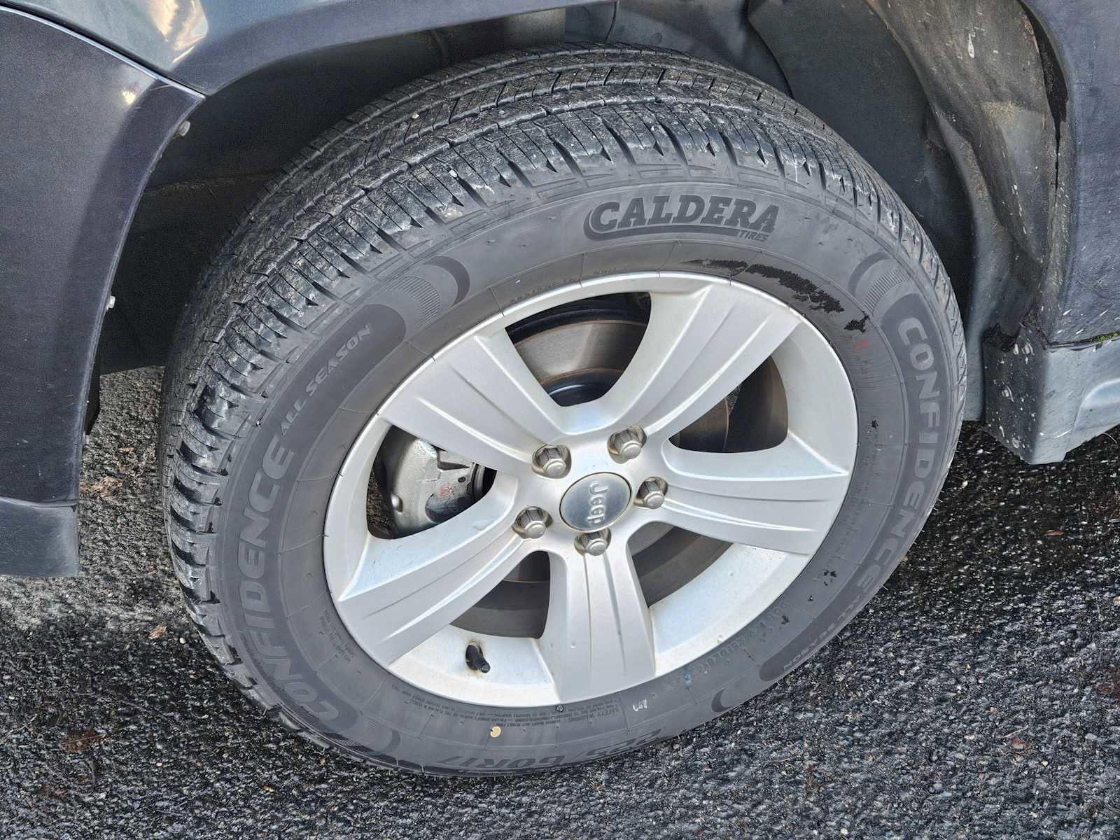 Used 2015 Jeep Compass Sport w/ Power Value Group image 9