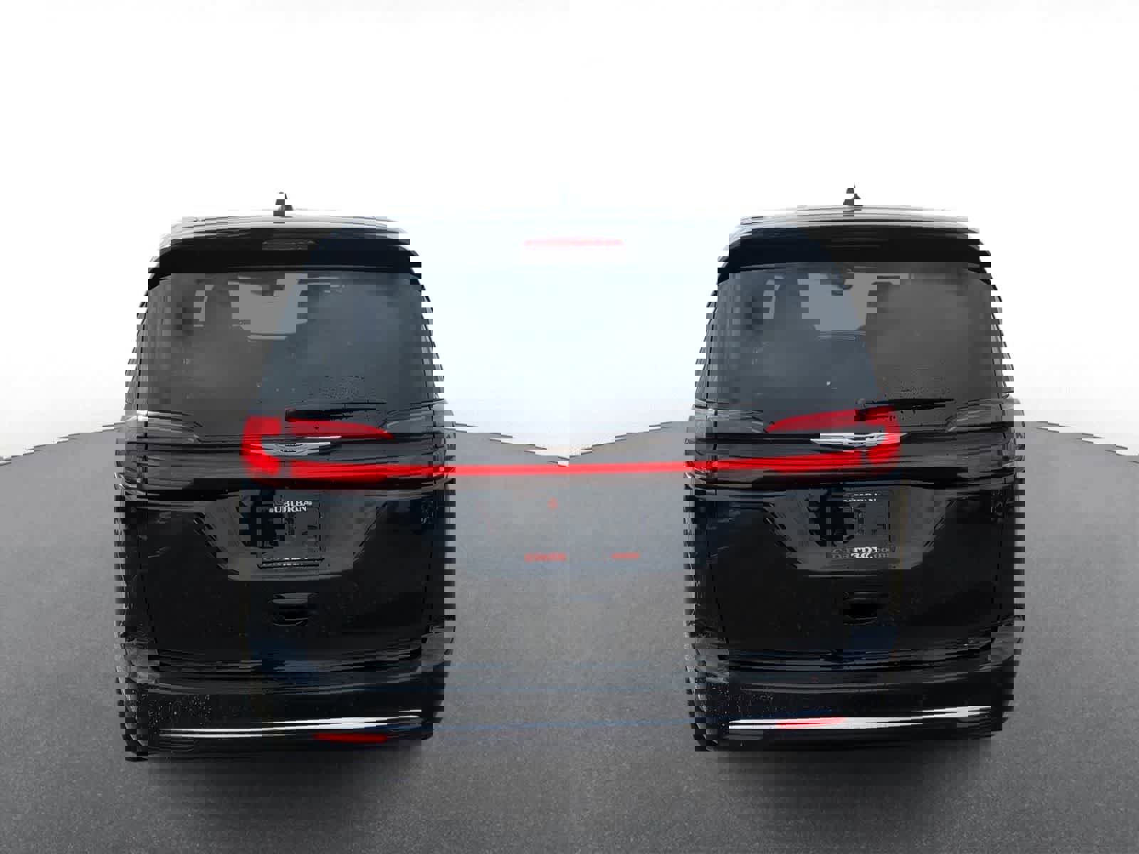 Used 2023 Chrysler Pacifica Touring-L image 7