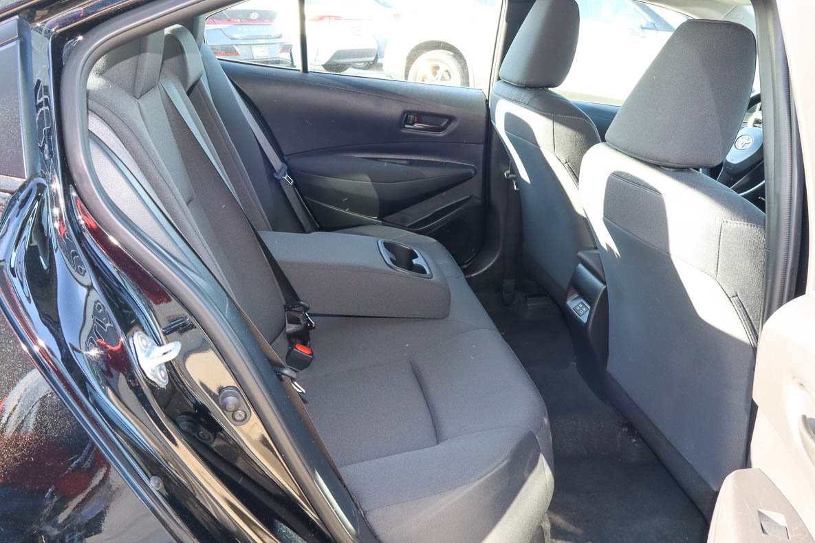 Used 2024 Toyota Corolla LE FWD image 21