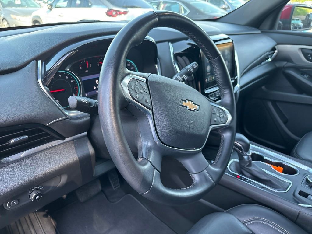 Used 2023 Chevrolet Traverse LT AWD/4WD image 5