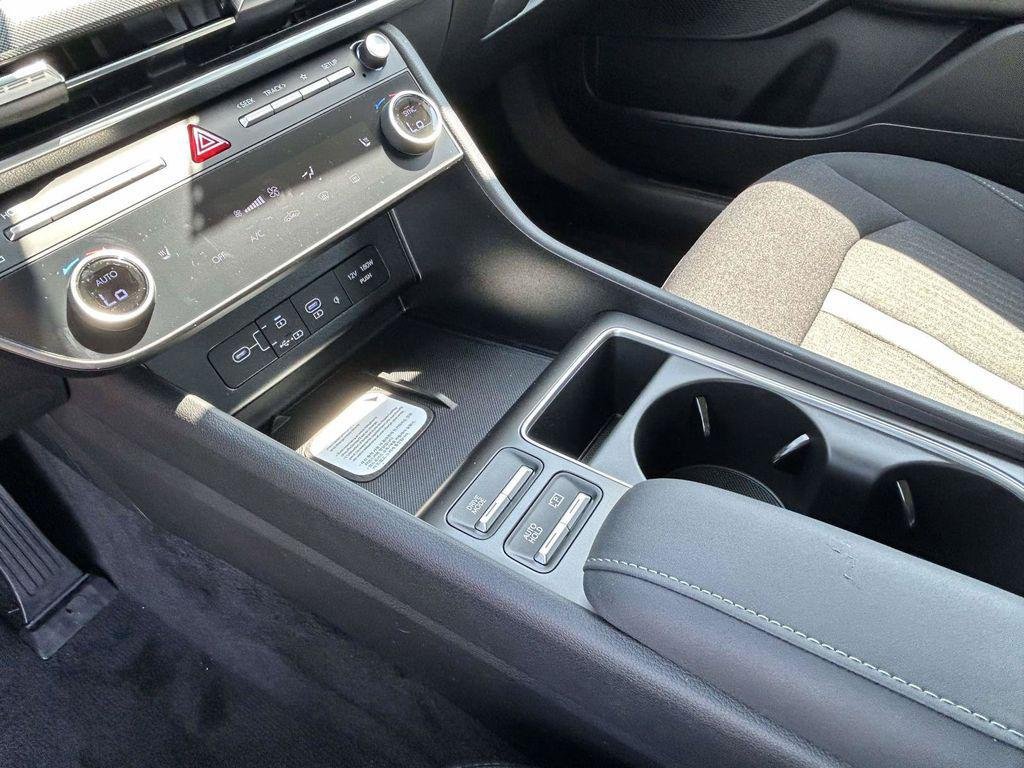 New 2026 Hyundai Sonata SEL FWD image 44