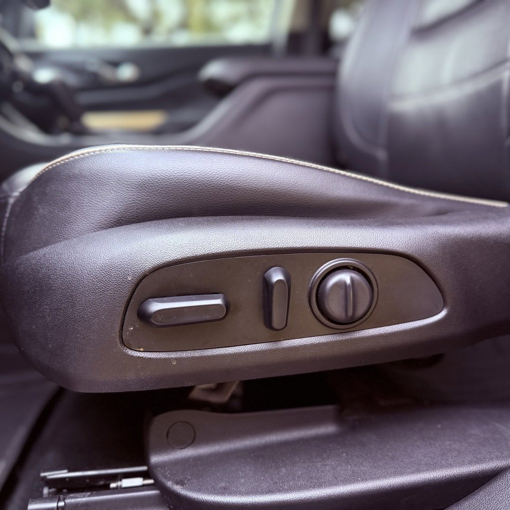 Used 2019 GMC Acadia Denali w/ Technology Package image 29