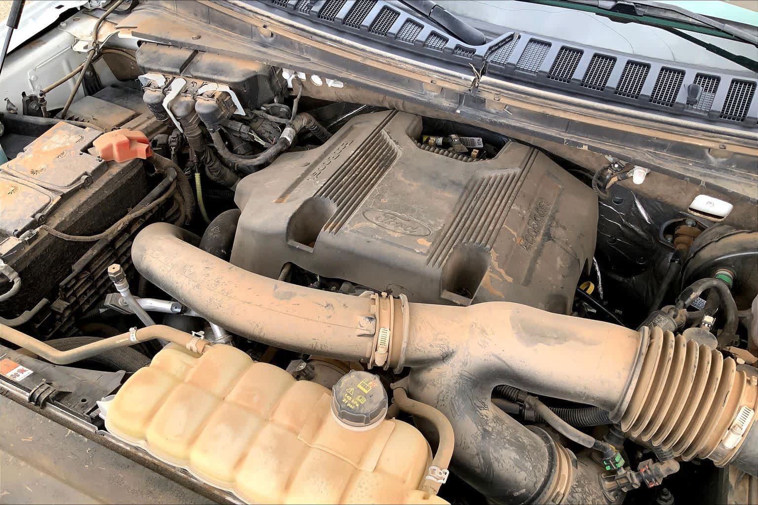 Used 2020 Ford Expedition XLT w/ Equipment Group 202A RWD image 35
