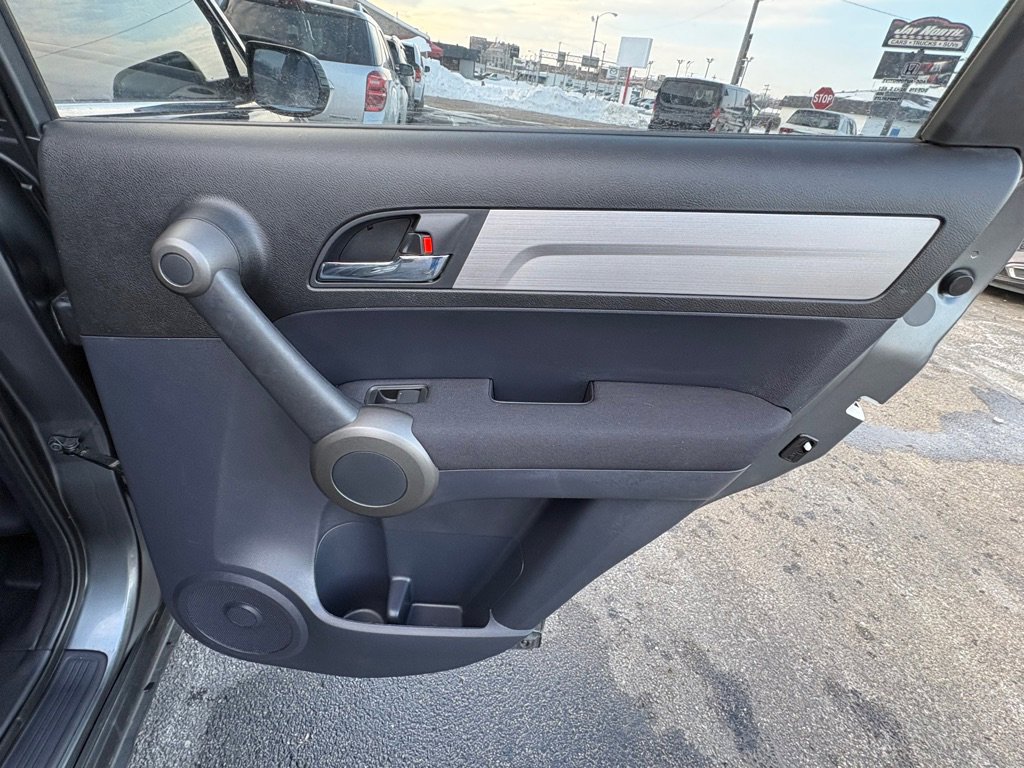 Used 2011 Honda CR-V LX image 12