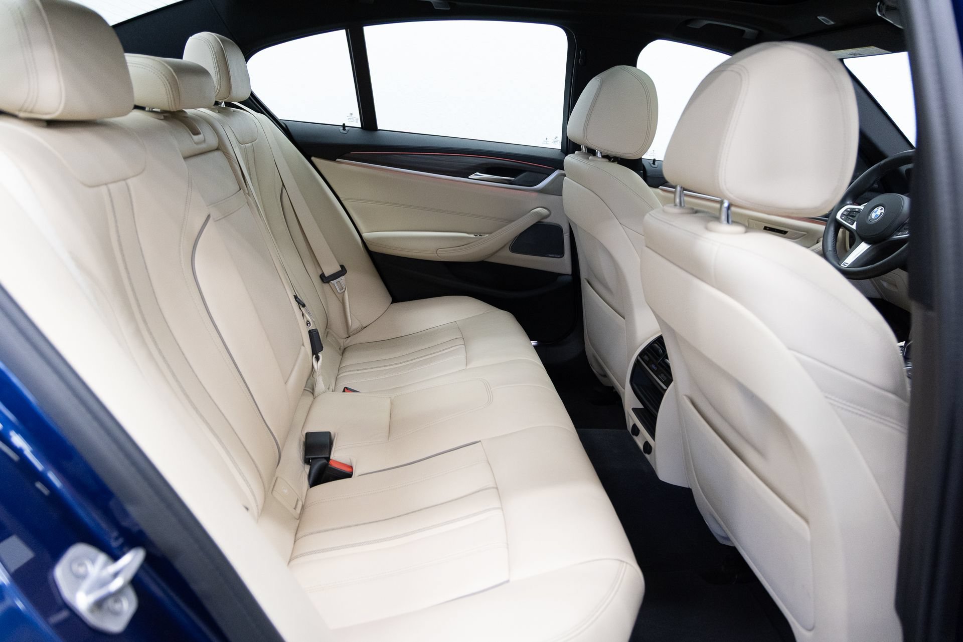 Used 2017 BMW 540i RWD image 15