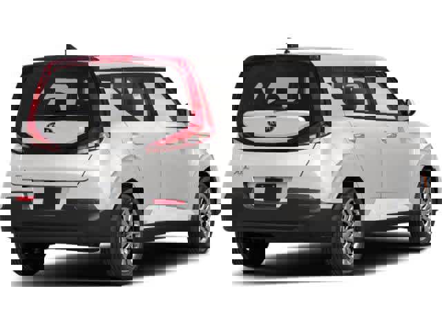 Used 2020 Kia Soul LX image 2