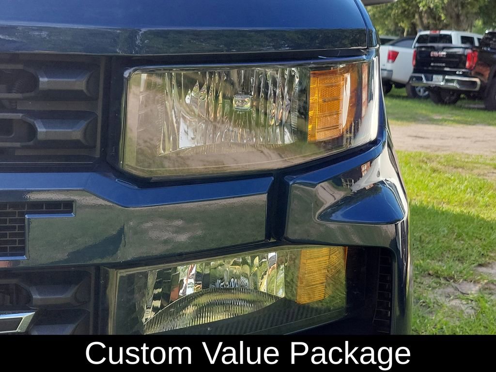 Used 2022 Chevrolet Silverado 1500 Custom w/ LPO, Dark Essentials Package RWD image 2
