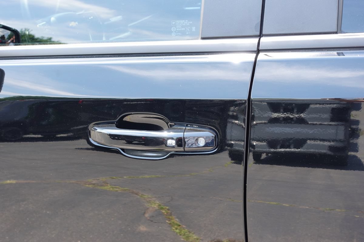 Used 2024 Chevrolet Silverado 1500 LT AWD/4WD image 16