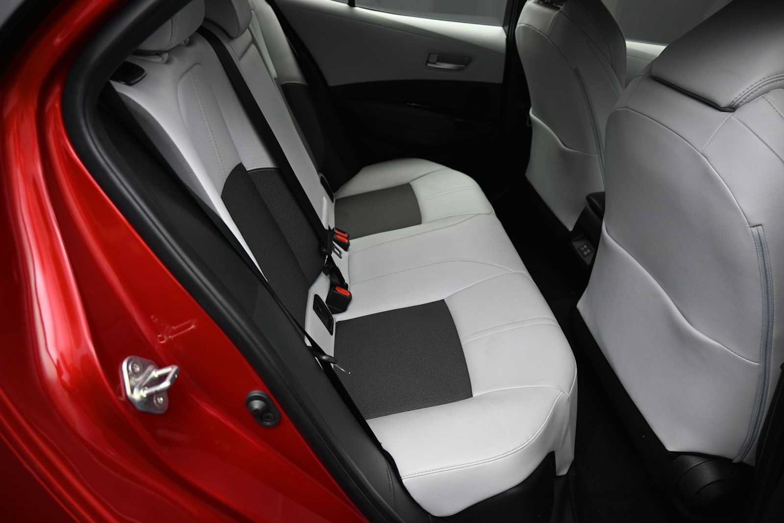 Used 2025 Toyota Corolla XSE FWD image 21