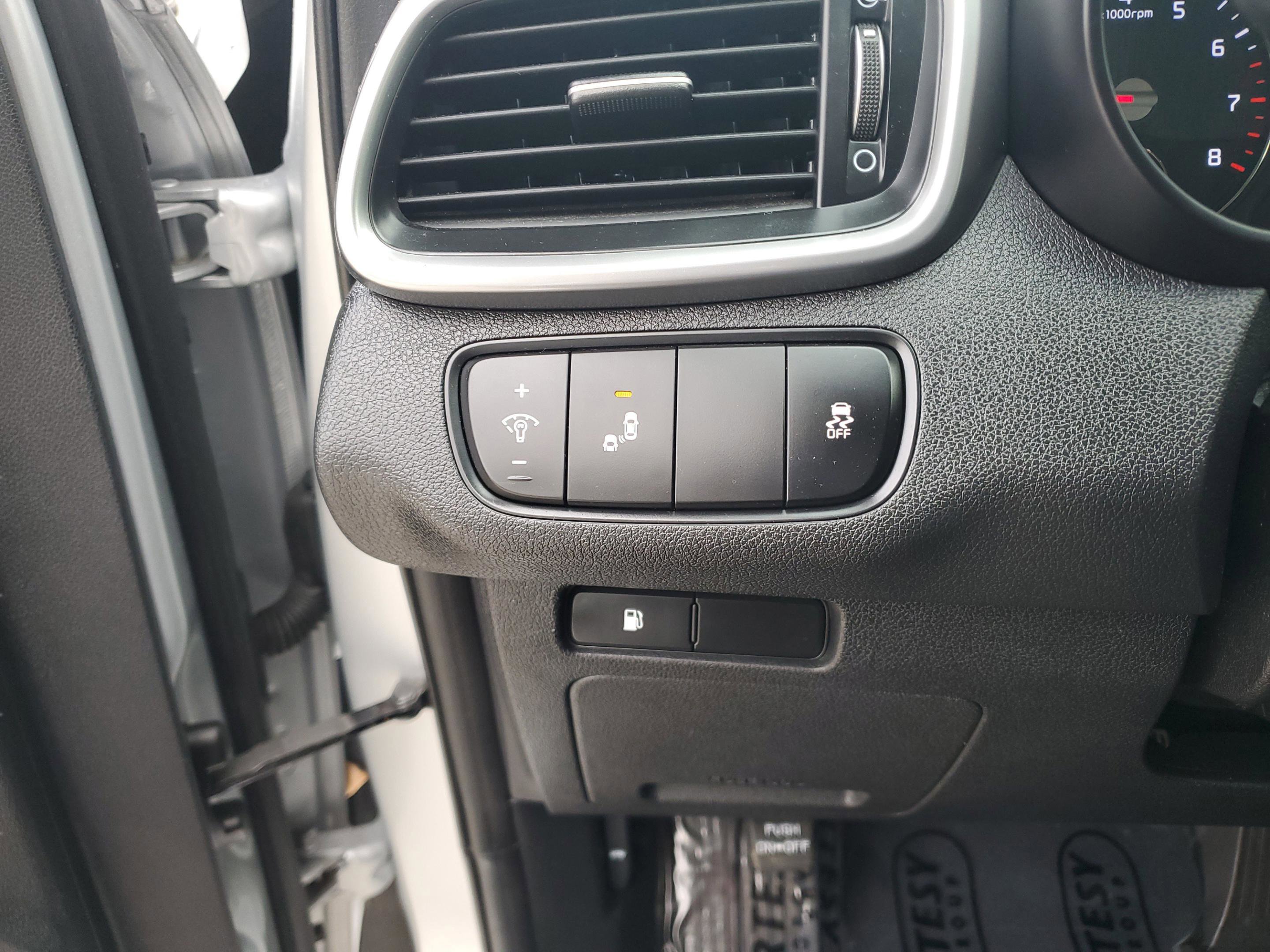 Certified 2019 Kia Sorento S image 27