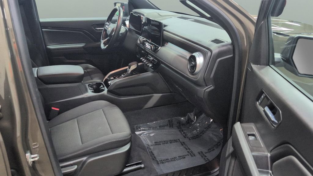 Used 2023 Chevrolet Colorado LT w/ LT Convenience Package image 19