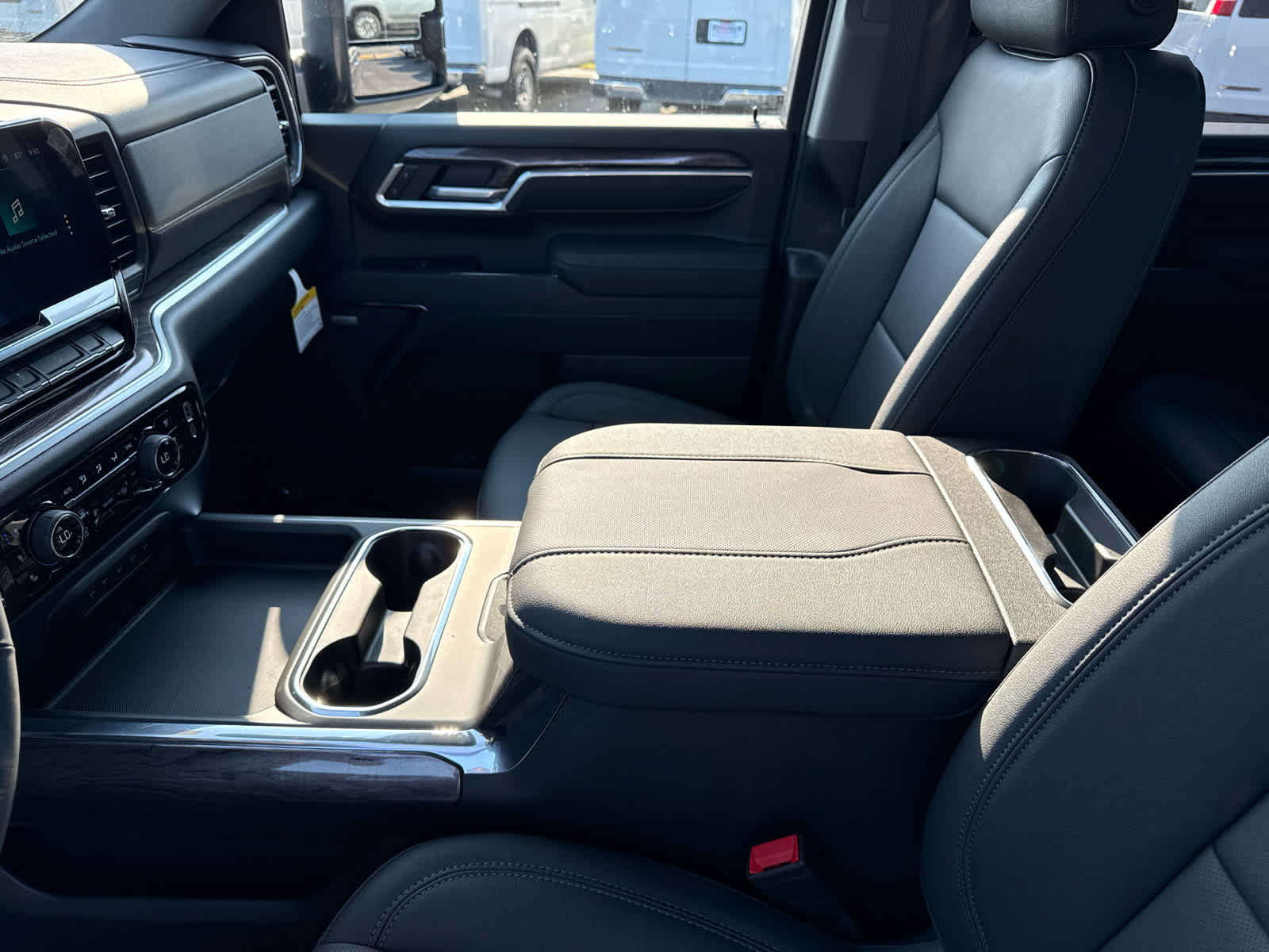 New 2026 Chevrolet Silverado 3500 LTZ w/ LTZ Premium Package AWD/4WD image 21