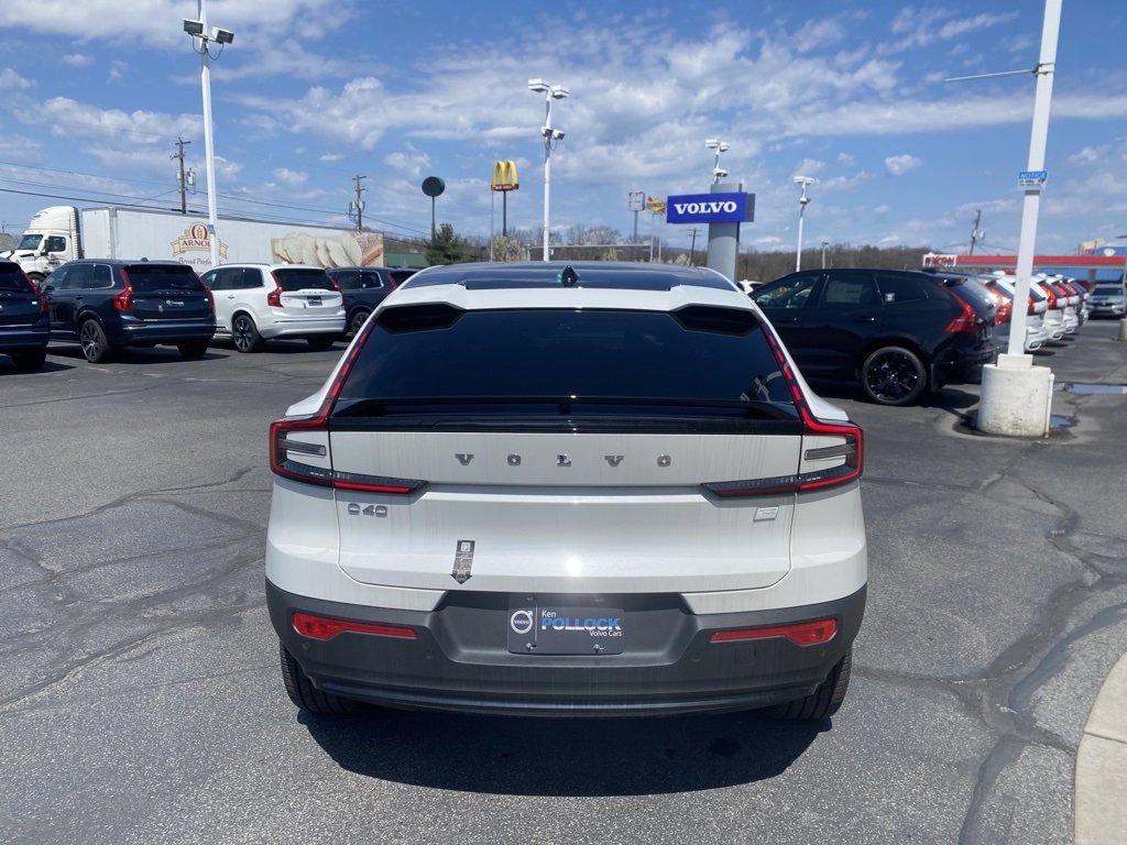 New 2023 Volvo C40 P8 Recharge Plus w/ Climate Package image 6
